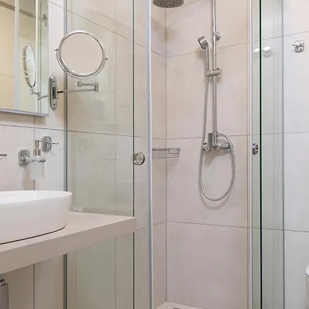 Apartament 2 Bedroom Lovely Apartment In Malinska *