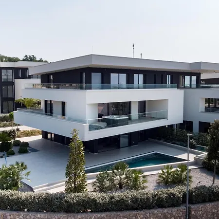 Lovely Apartment In Malinska