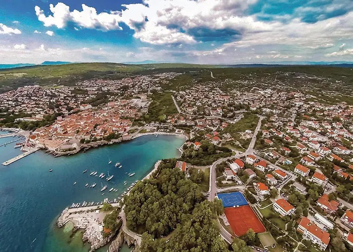 Lovely Apartment In Malinska